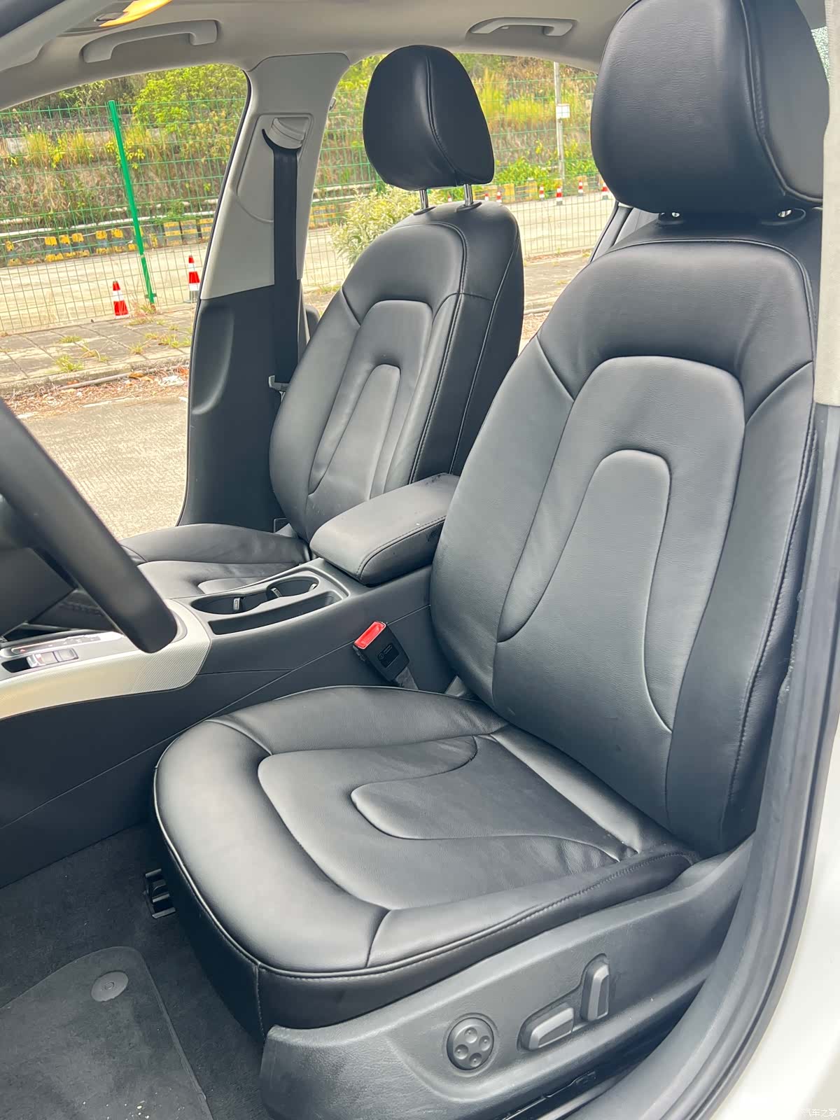 Audi A4L, 2013 11