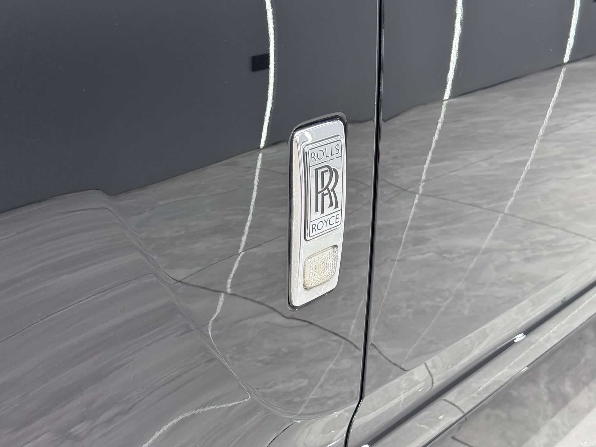 Rolls-Royce Ghost, 2014 8