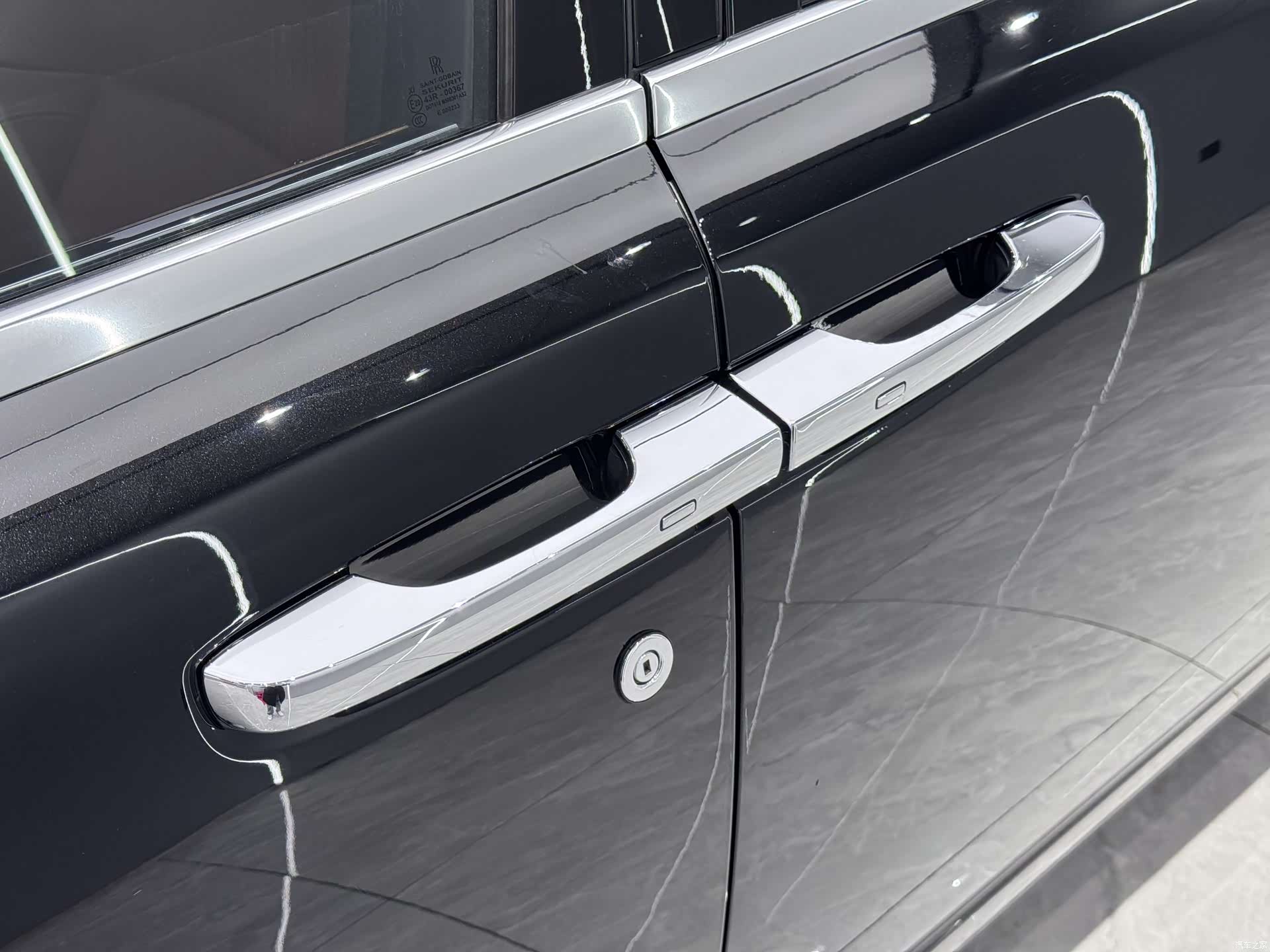Rolls-Royce Ghost, 2014 7