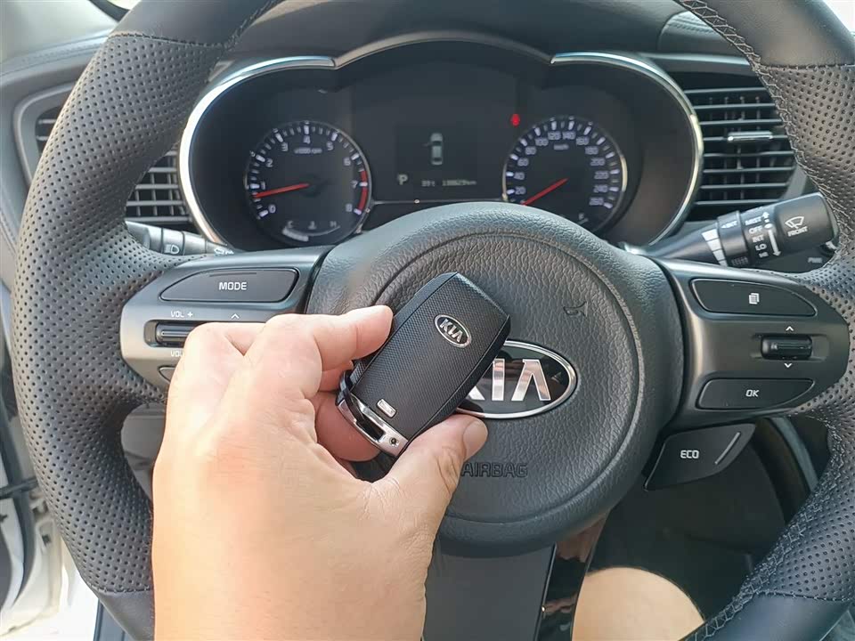 Kia K5 Kia K5