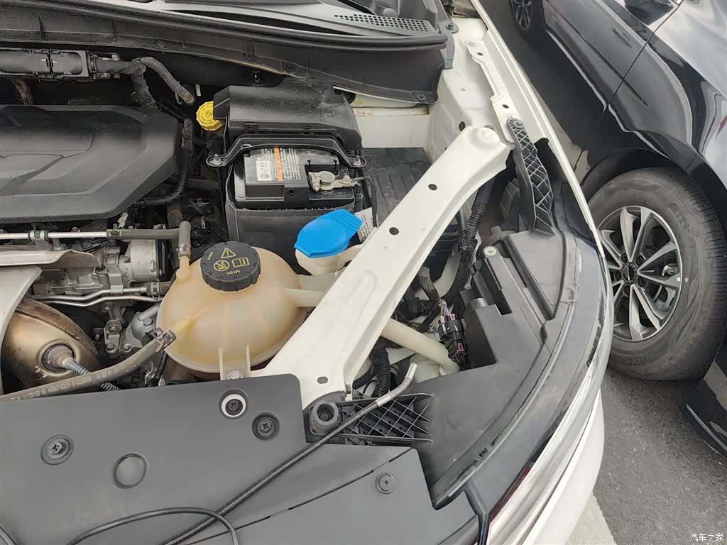 Roewe RX5, 2018 22