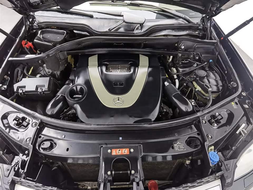 Mercedes-Benz GL grade