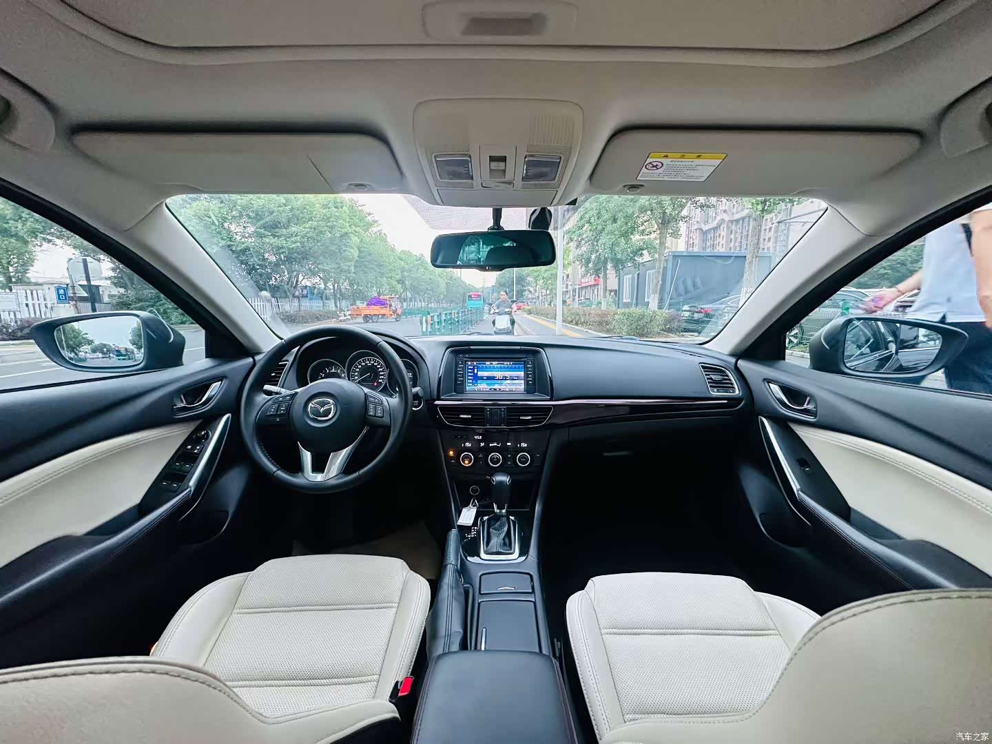 Mazda Atenza, 2016 6