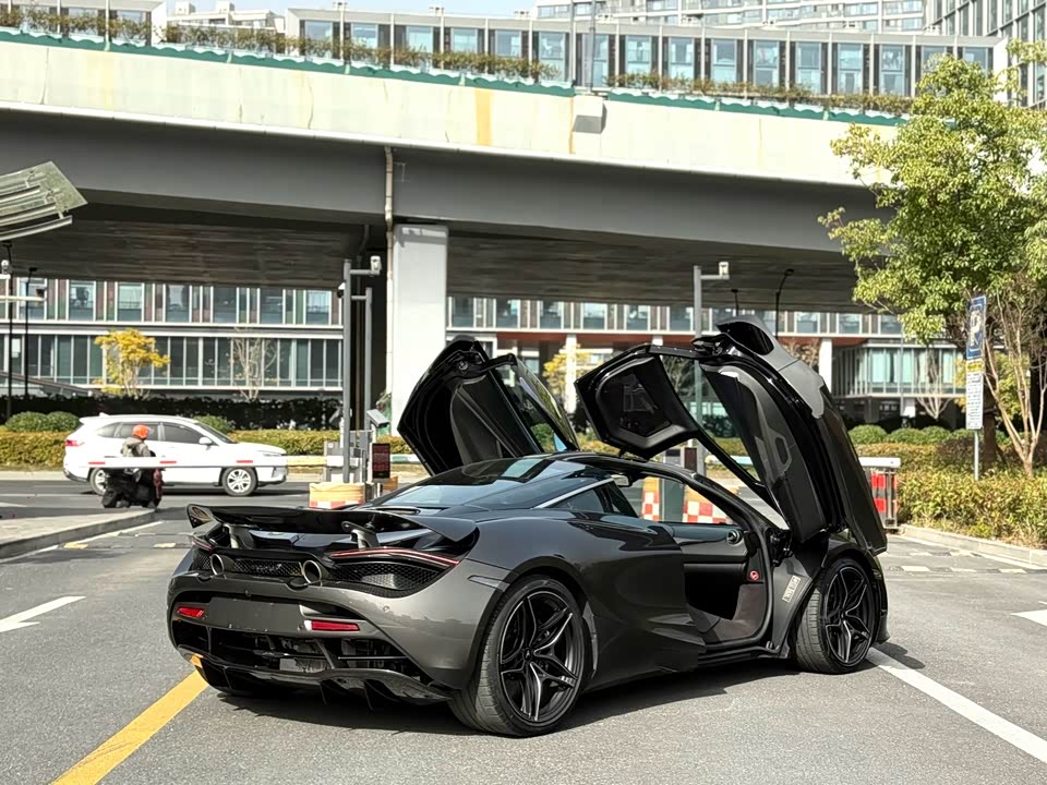 McLaren 720S