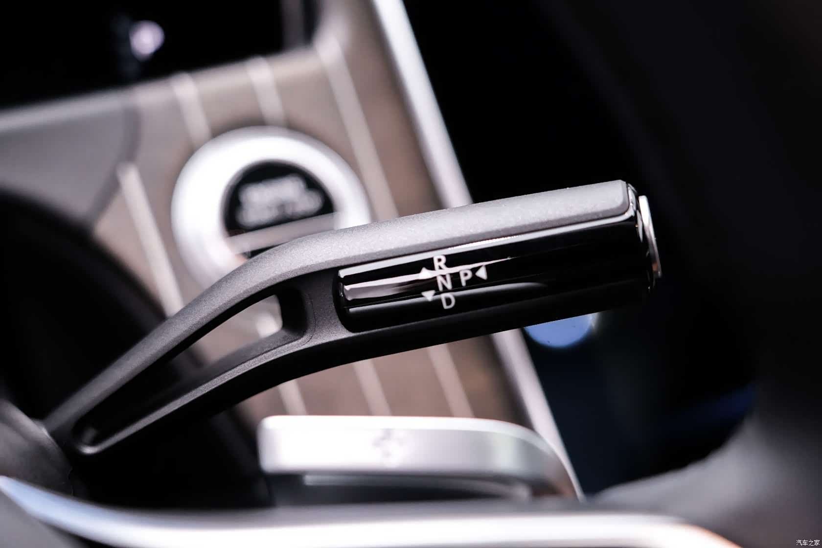 Mercedes-Benz E-Class, 2025 16