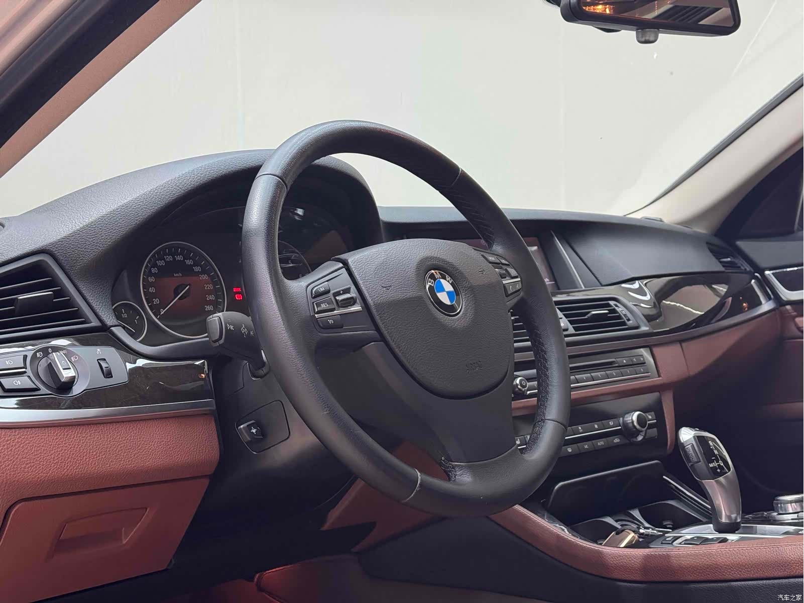 BMW 5 Series, 2016 12