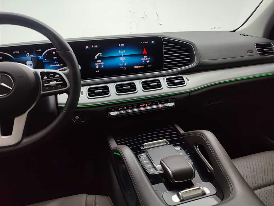 Mercedes-Benz GLE Mercedes-Benz GLE