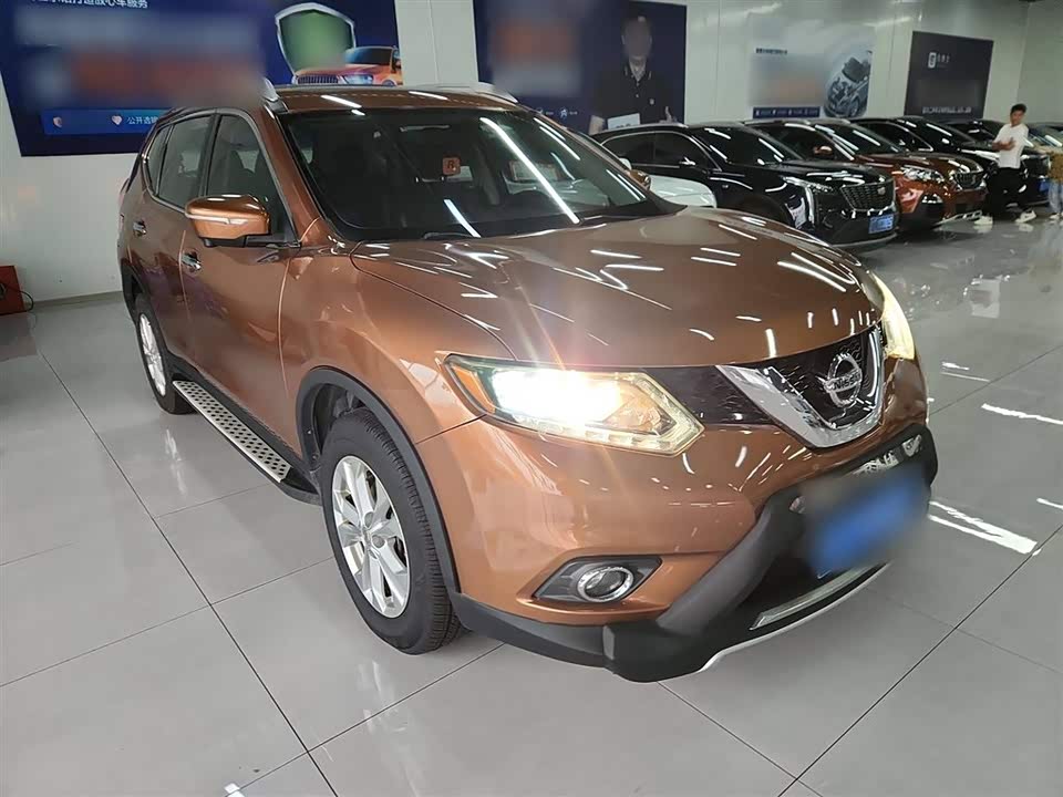Nissan Qijun