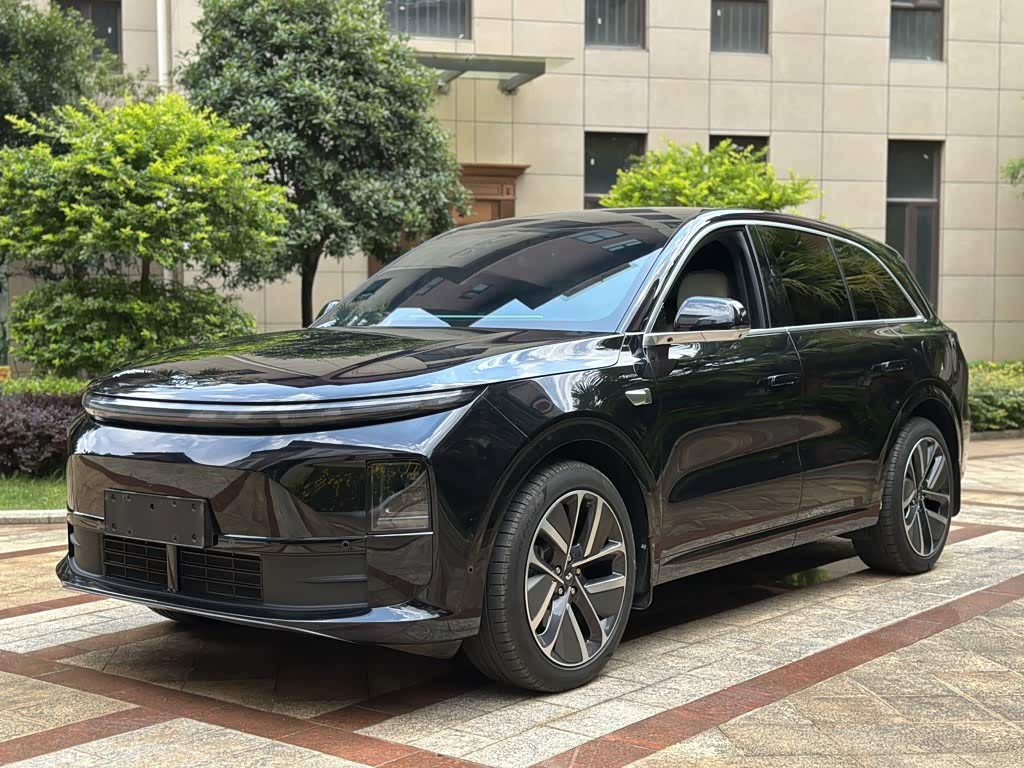Li Auto L6