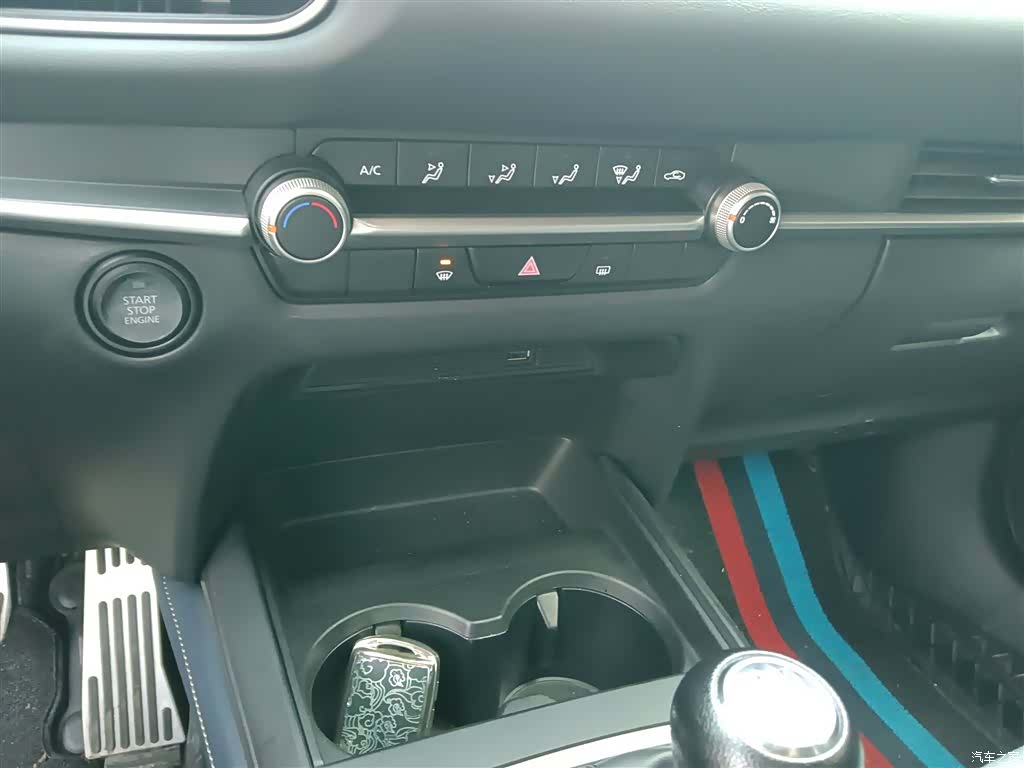 Mazda CX-30, 2023 13