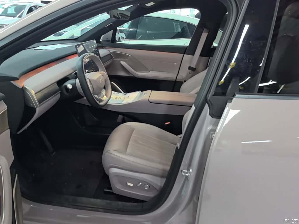 NIO L60, 2025 15