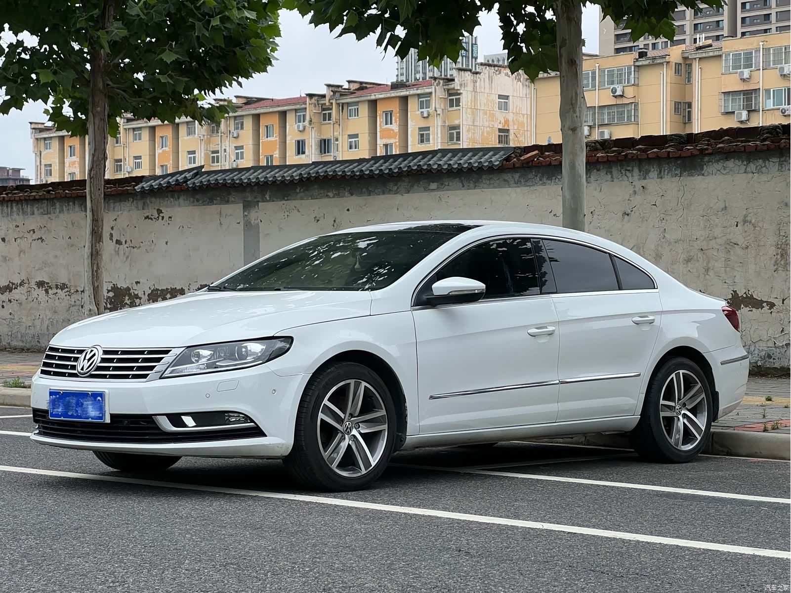 Volkswagen CC, 2015 1