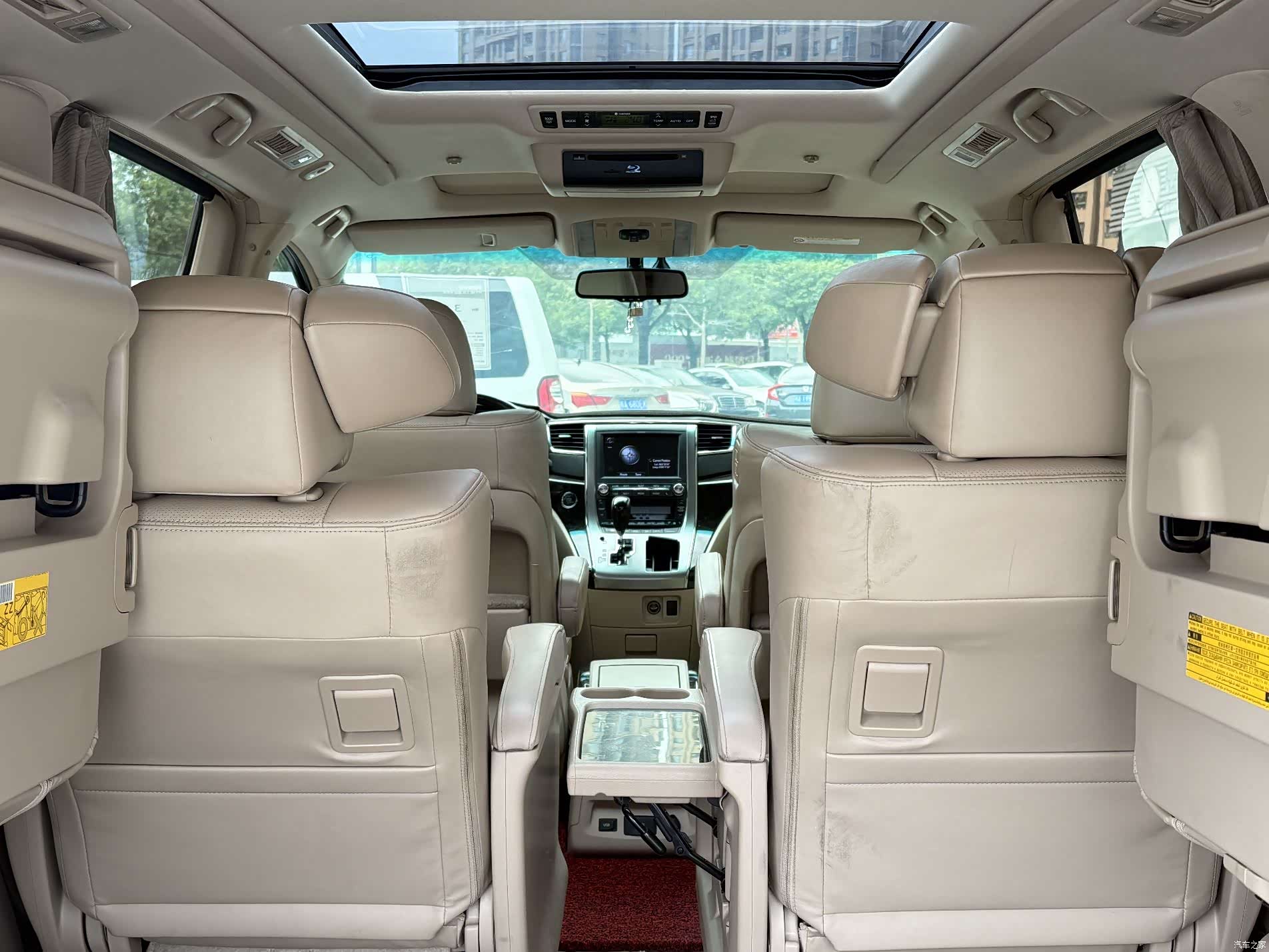 Toyota Alphard, 2015 20