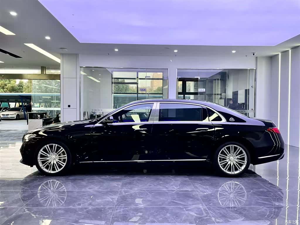 Maybach S-Class, 2022 4