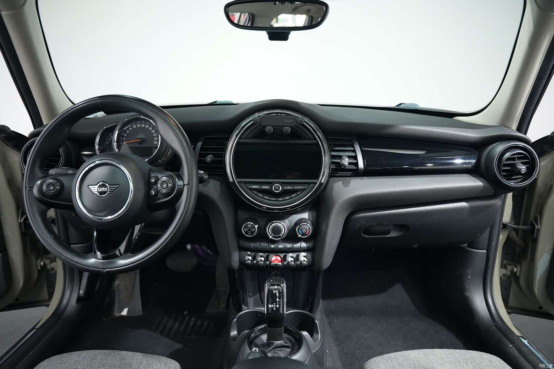 Mini Cooper, 2019 10