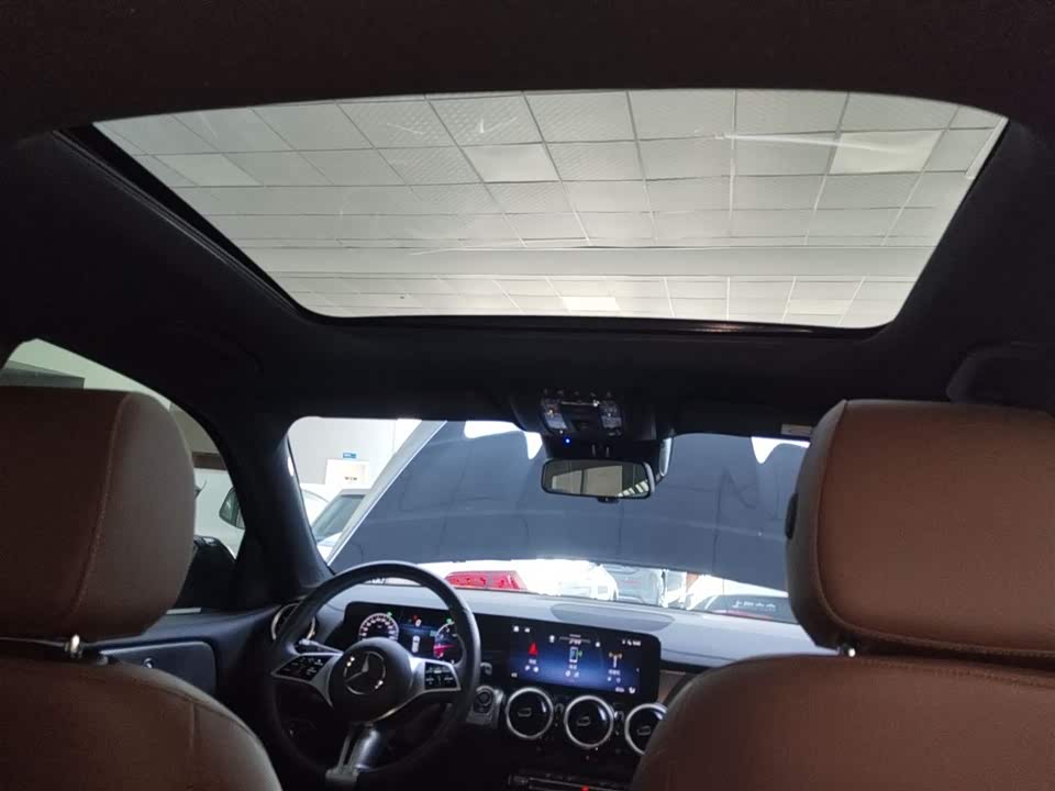Mercedes-Benz GLB Mercedes-Benz GLB