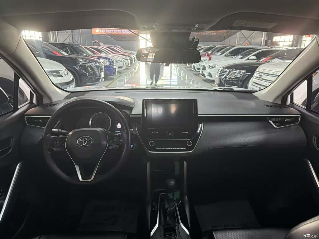 Toyota Frontlander, 2023 18