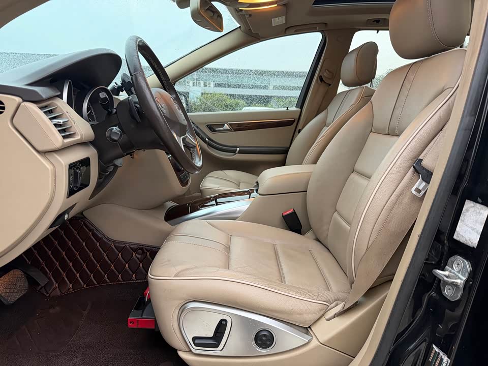 Mercedes-Benz R-class