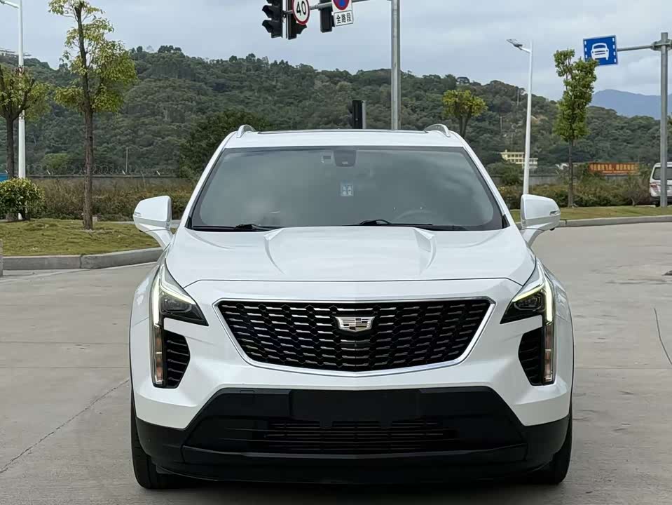 Cadillac XT4