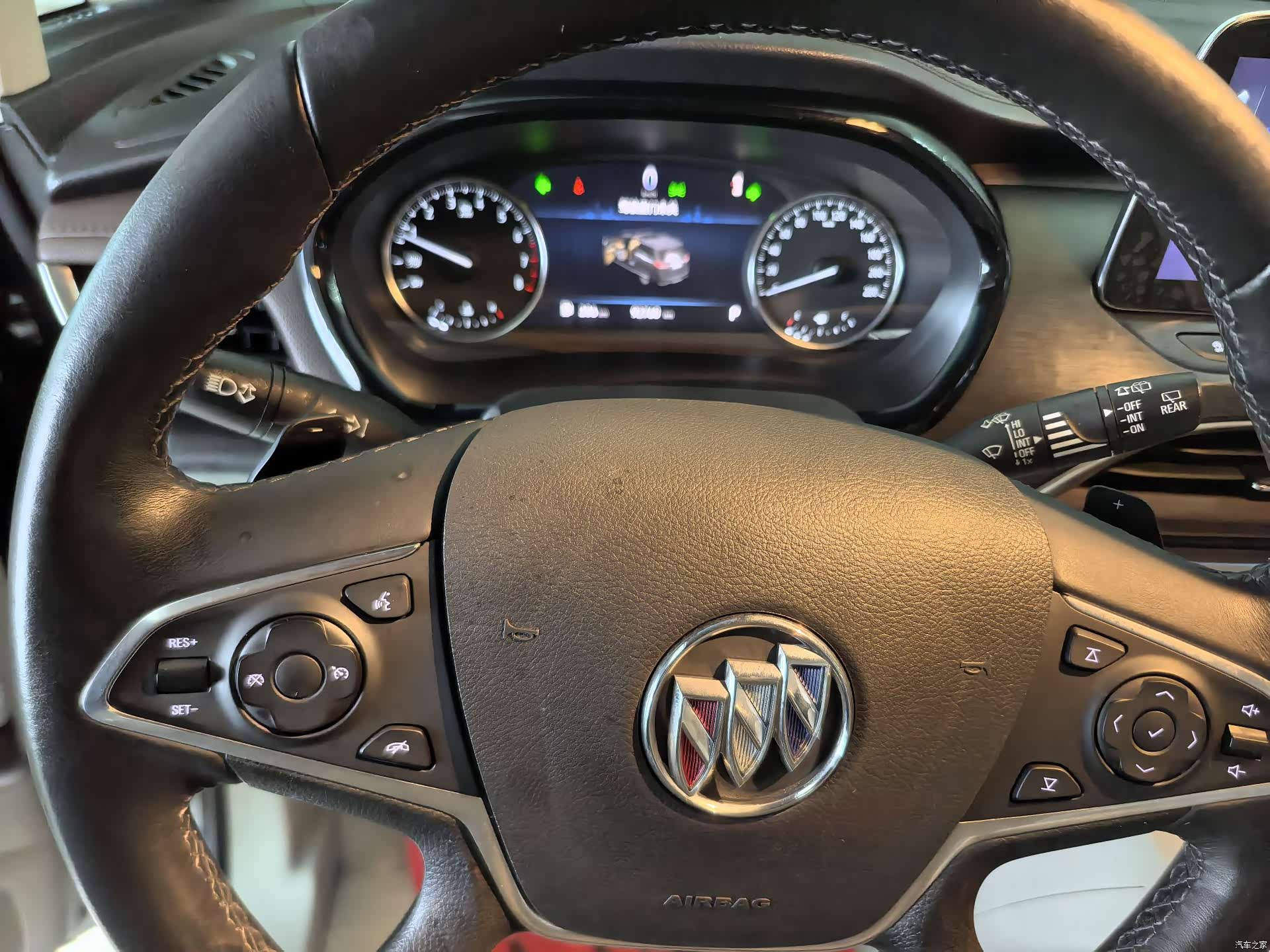 Buick GL8, 2020 8