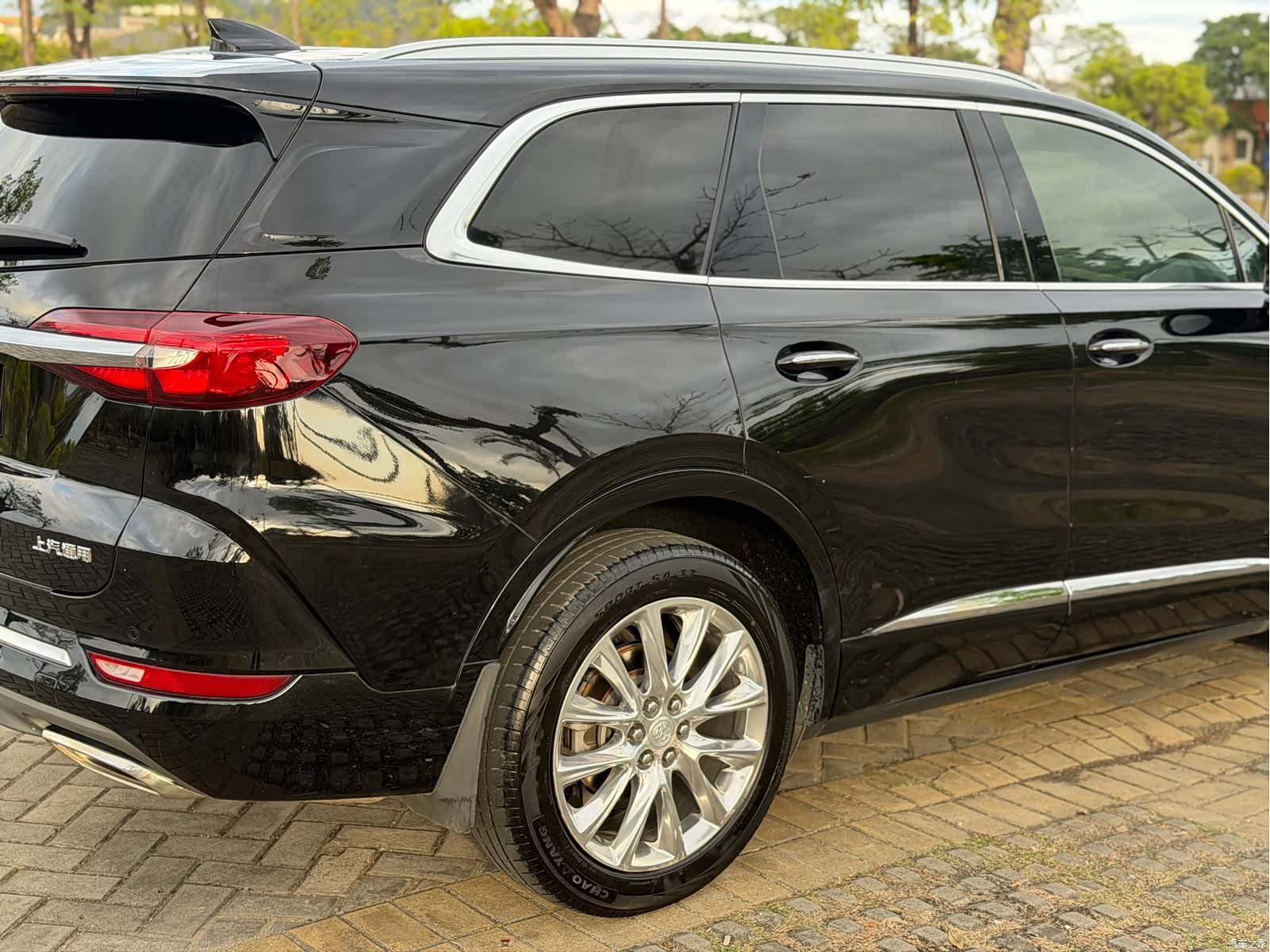 Buick Enclave, 2020 11