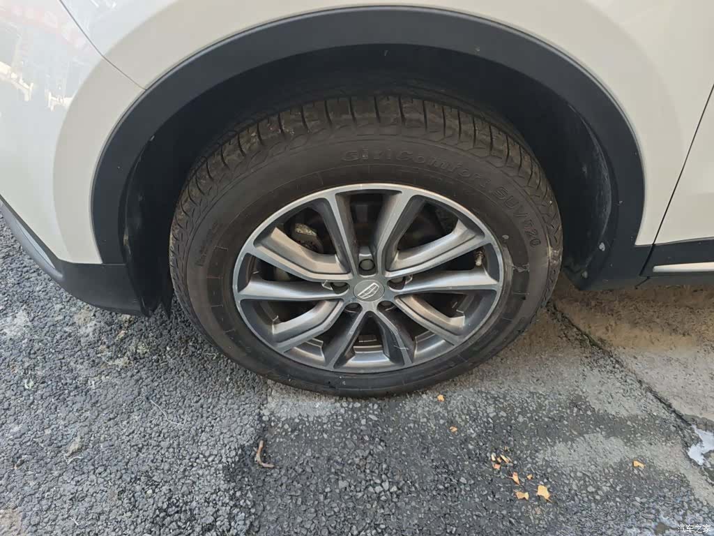 Geely Boyue, 2019 25
