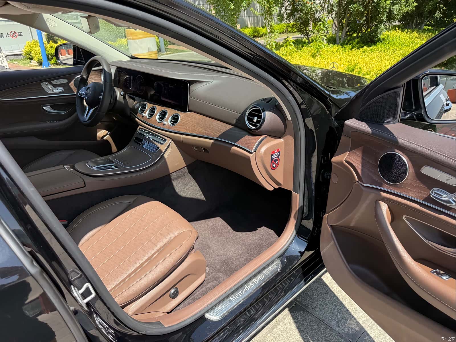 Mercedes-Benz E-Class, 2020 42