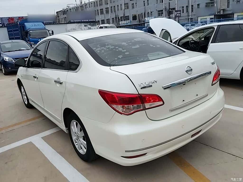 Nissan Sylphy, 2016 все фото