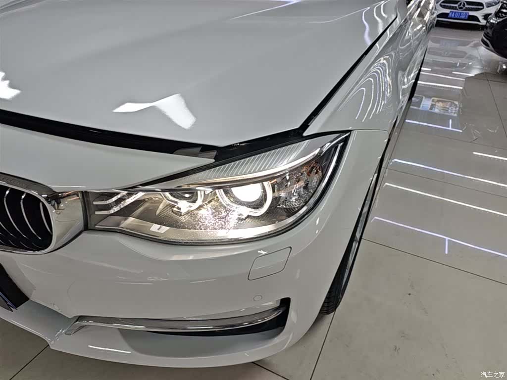 BMW 3 Series, 2016 24