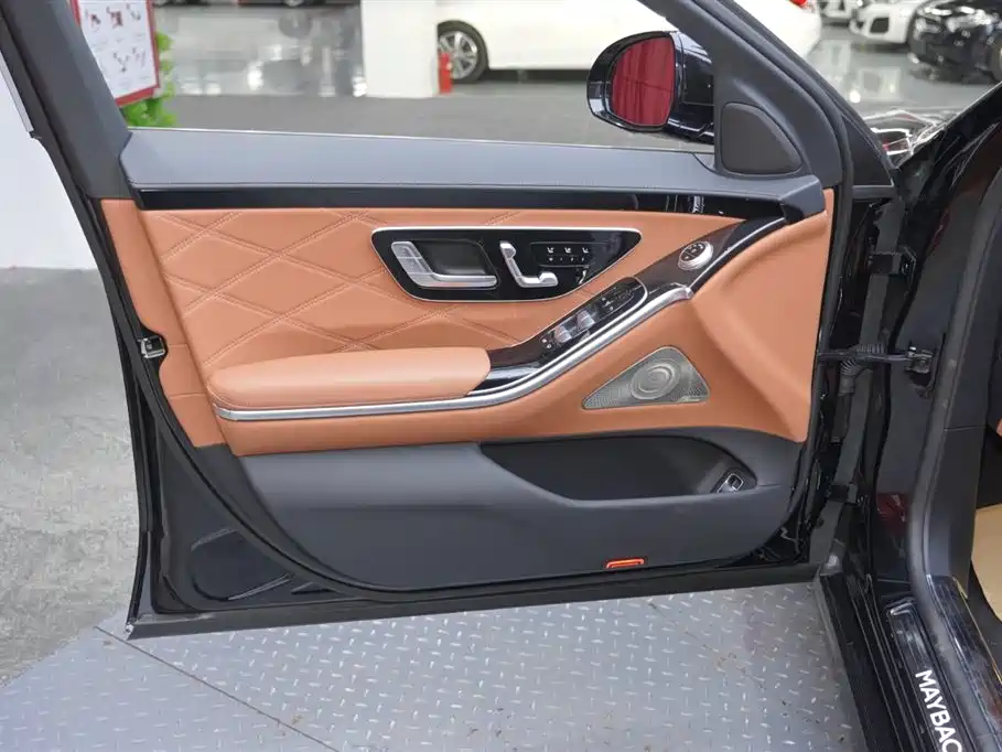 Mercedes-Benz Maybach S-class