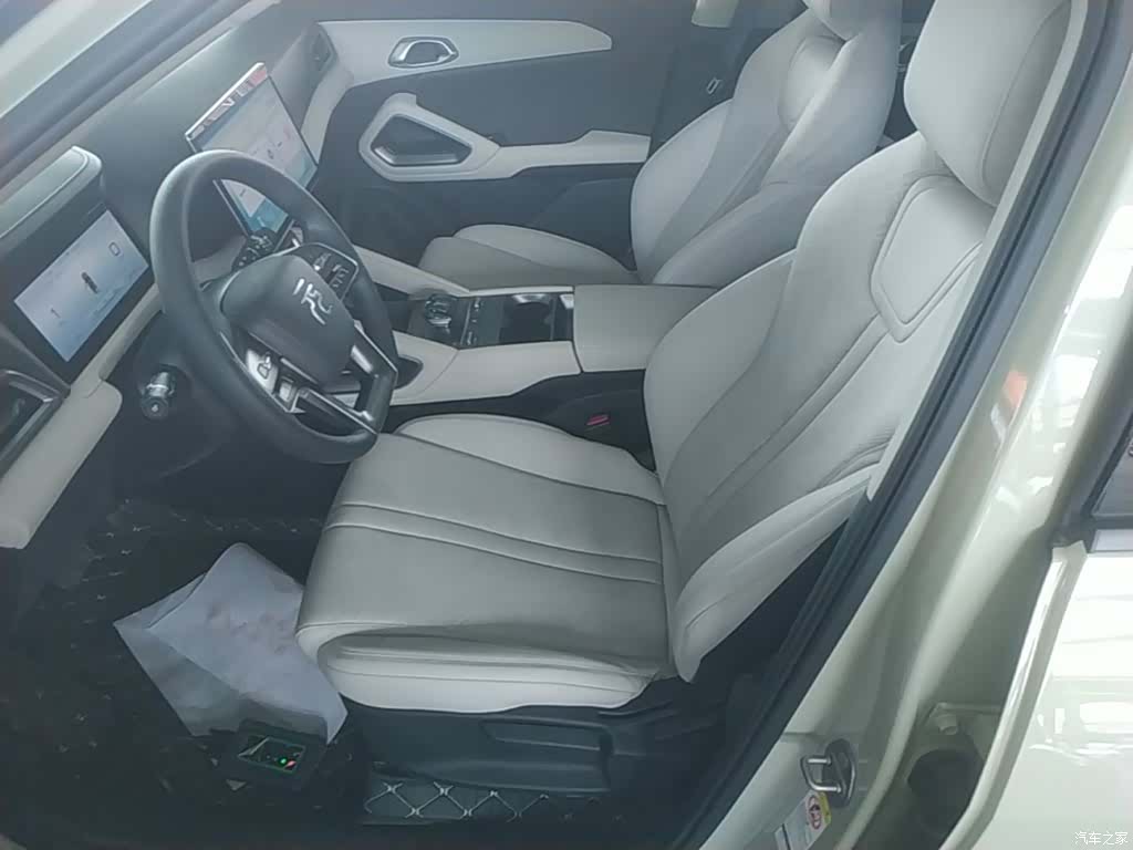 BYD Yuan, 2024 15