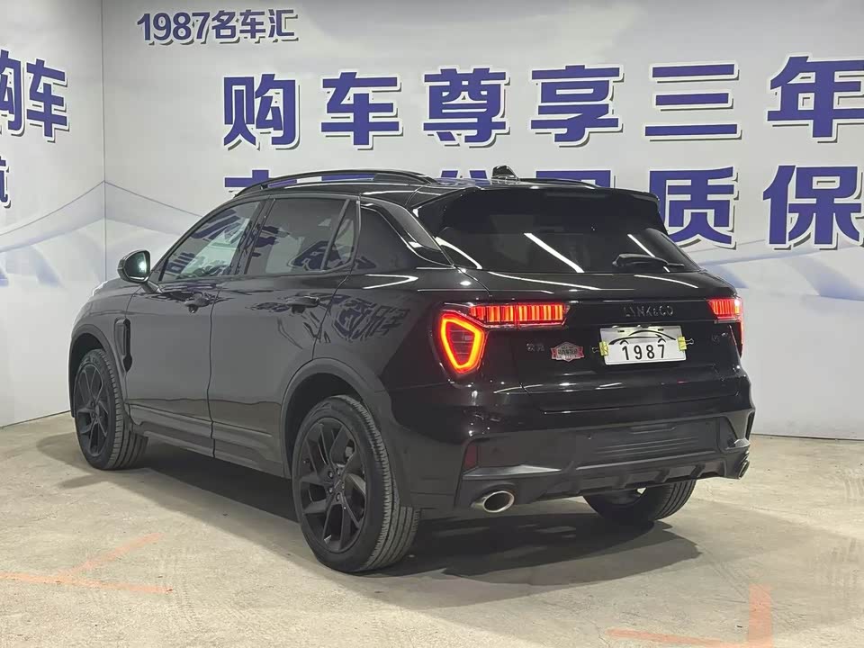 Lynk & Co 01