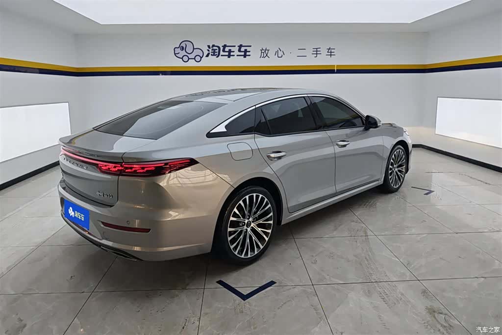 Bestune B70, 2025 3