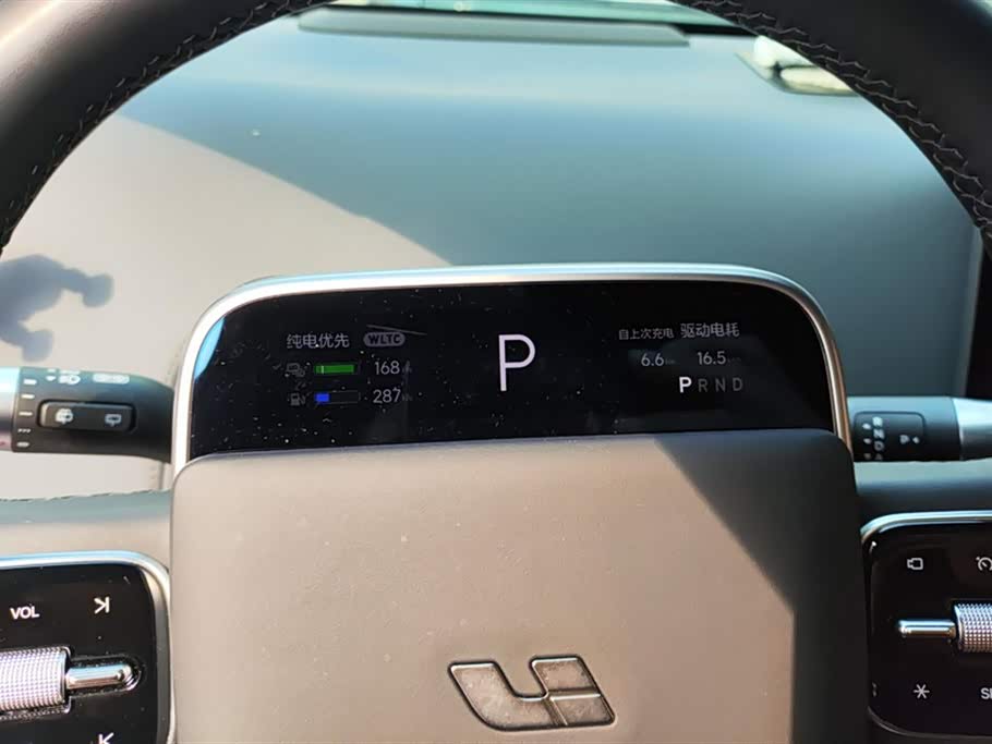 Li Auto Ideal L6