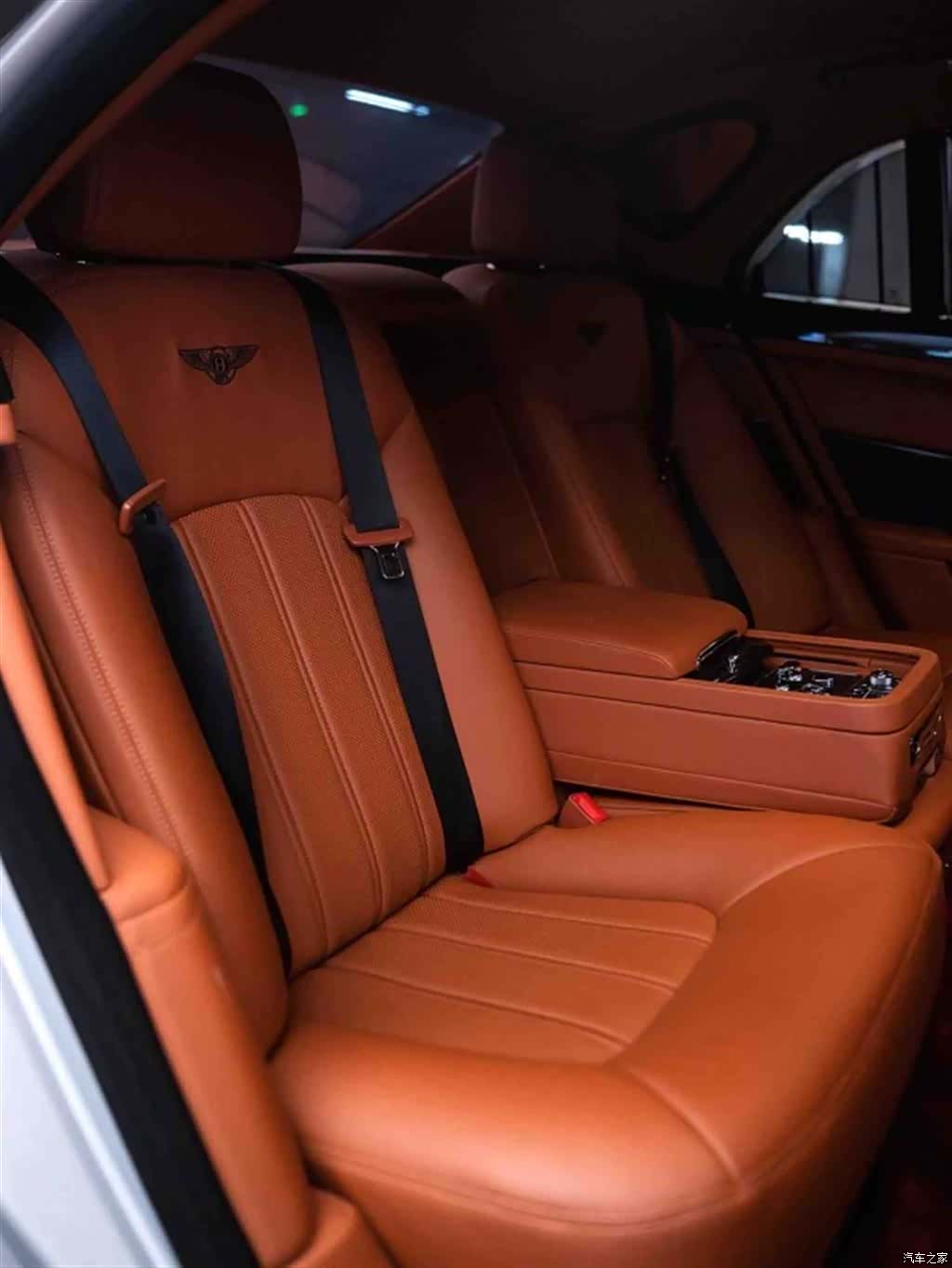 Bentley Mulsanne, 2013 9