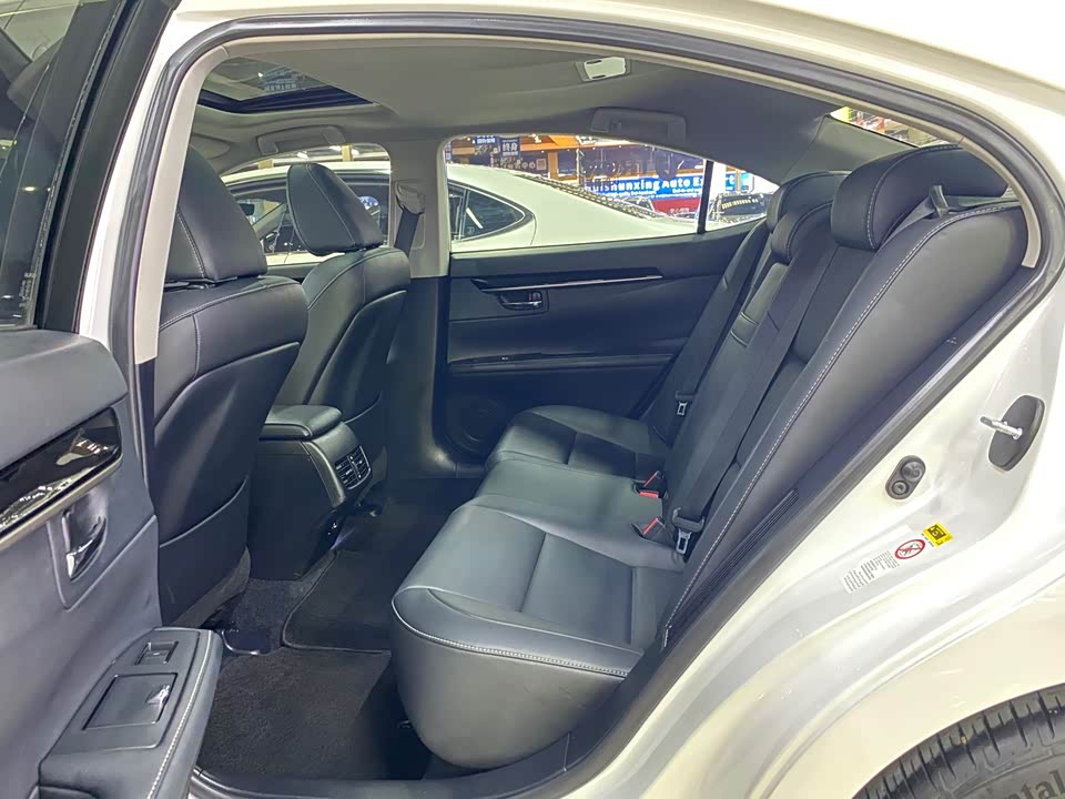 Lexus ES Lexus ES