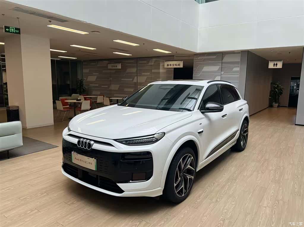 Audi e-tron, 2025 1