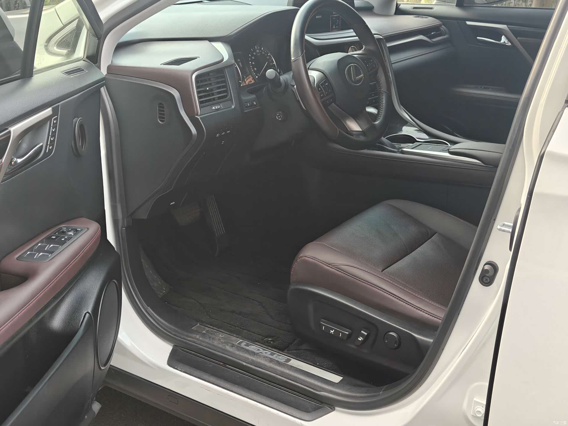 Lexus RX, 2022 7