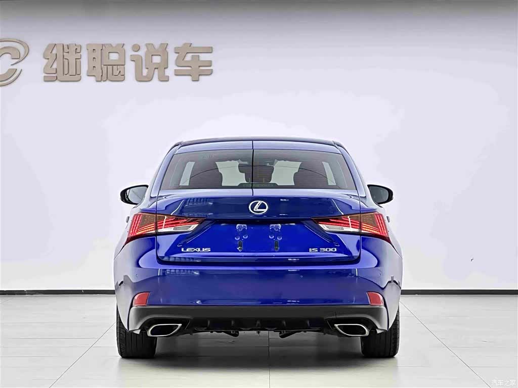 Lexus IS, 2019 4