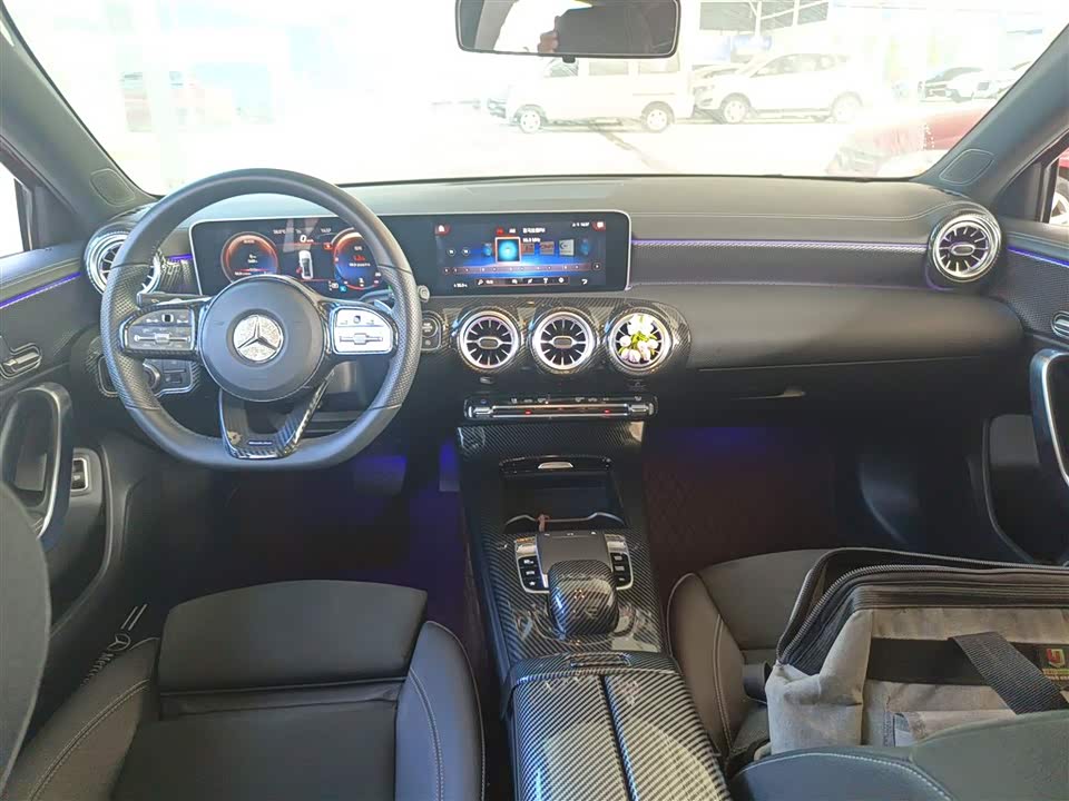 Mercedes-Benz Class A Mercedes-Benz Class A