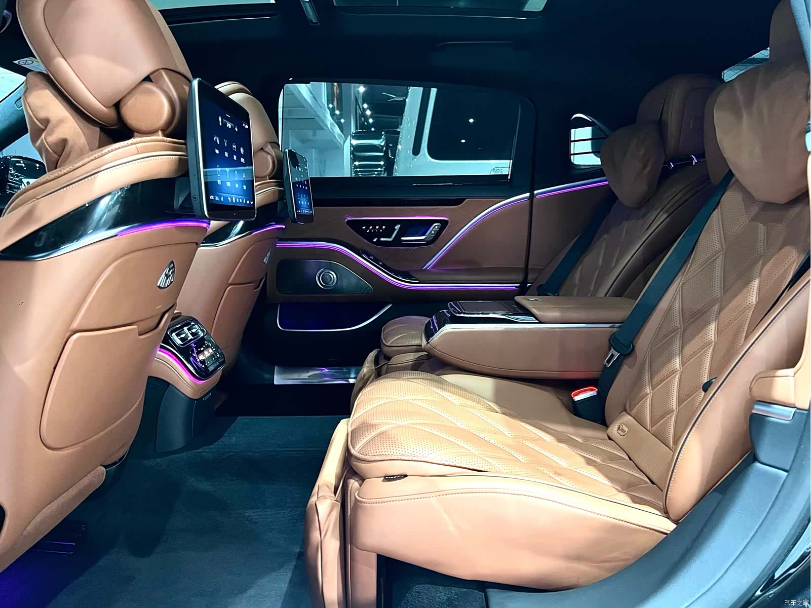 Maybach S-Class, 2024 30