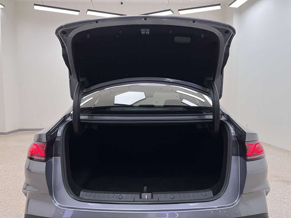 BYD Qin L