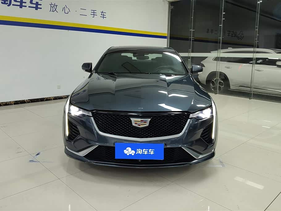 Cadillac CT4