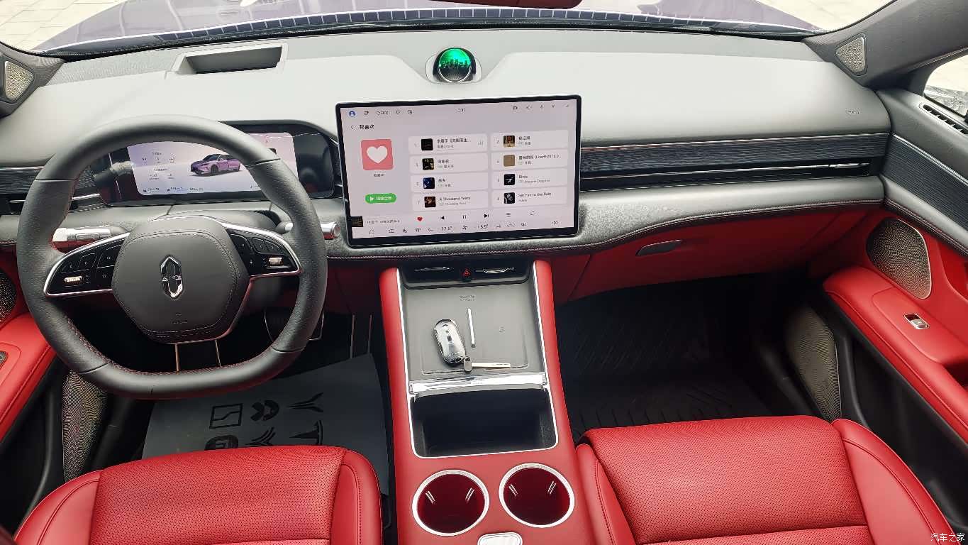 AITO M5, 2025 10