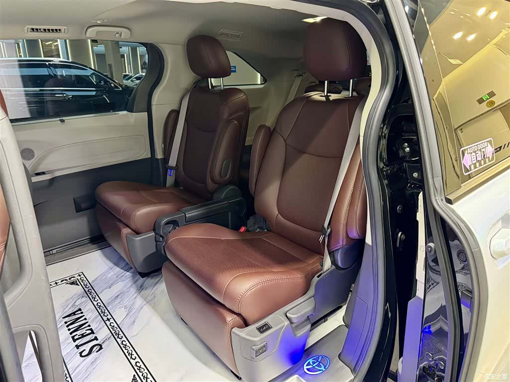 Toyota Sienna, 2023 19