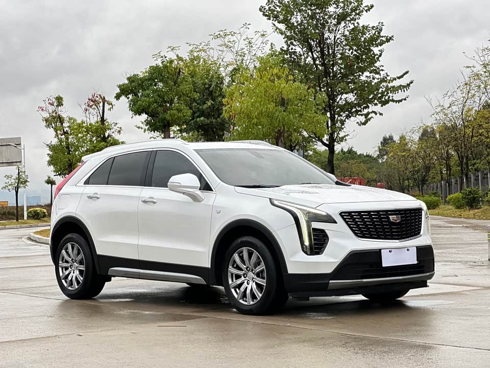 Cadillac XT4