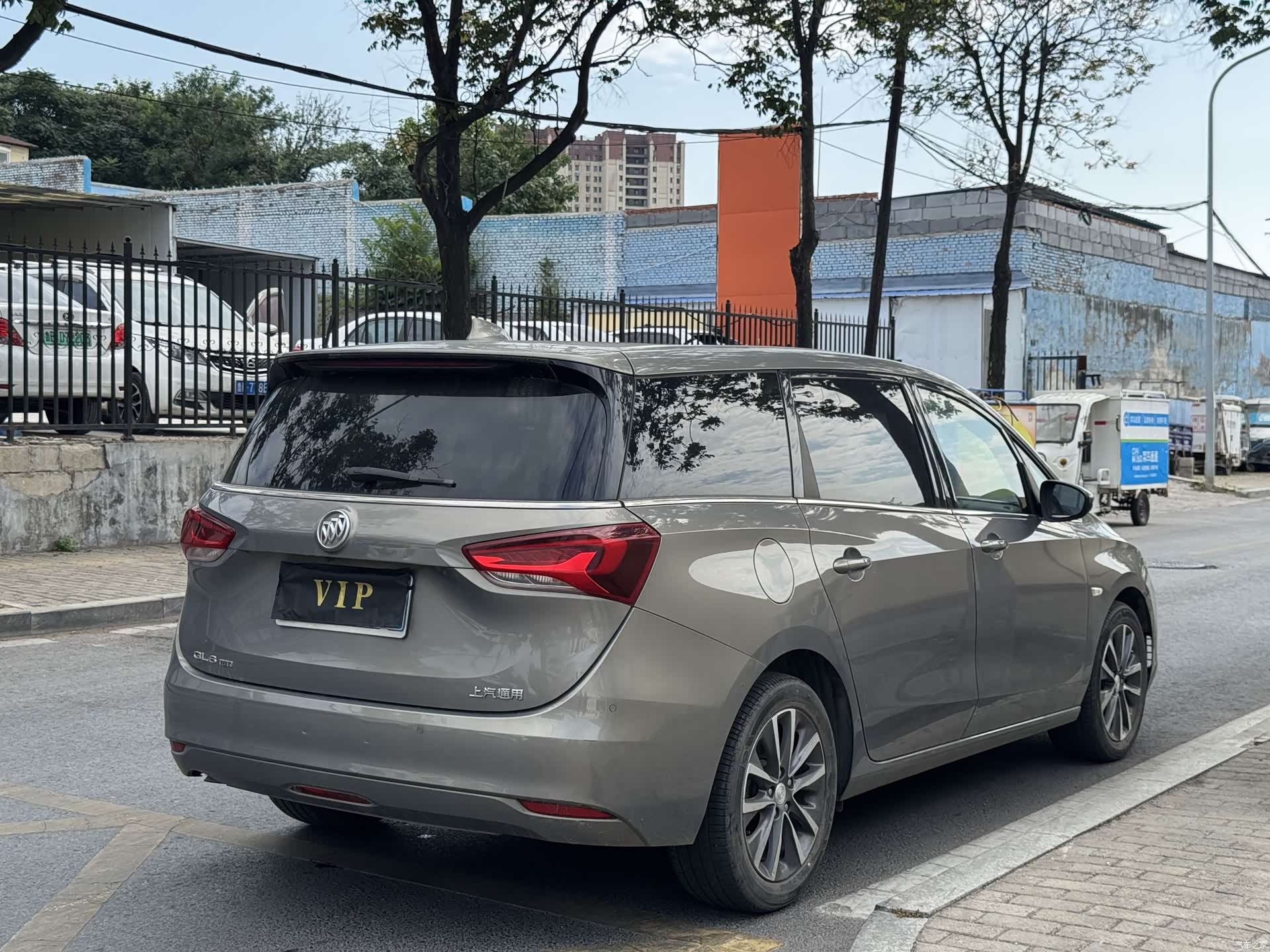 Buick GL6, 2018 7
