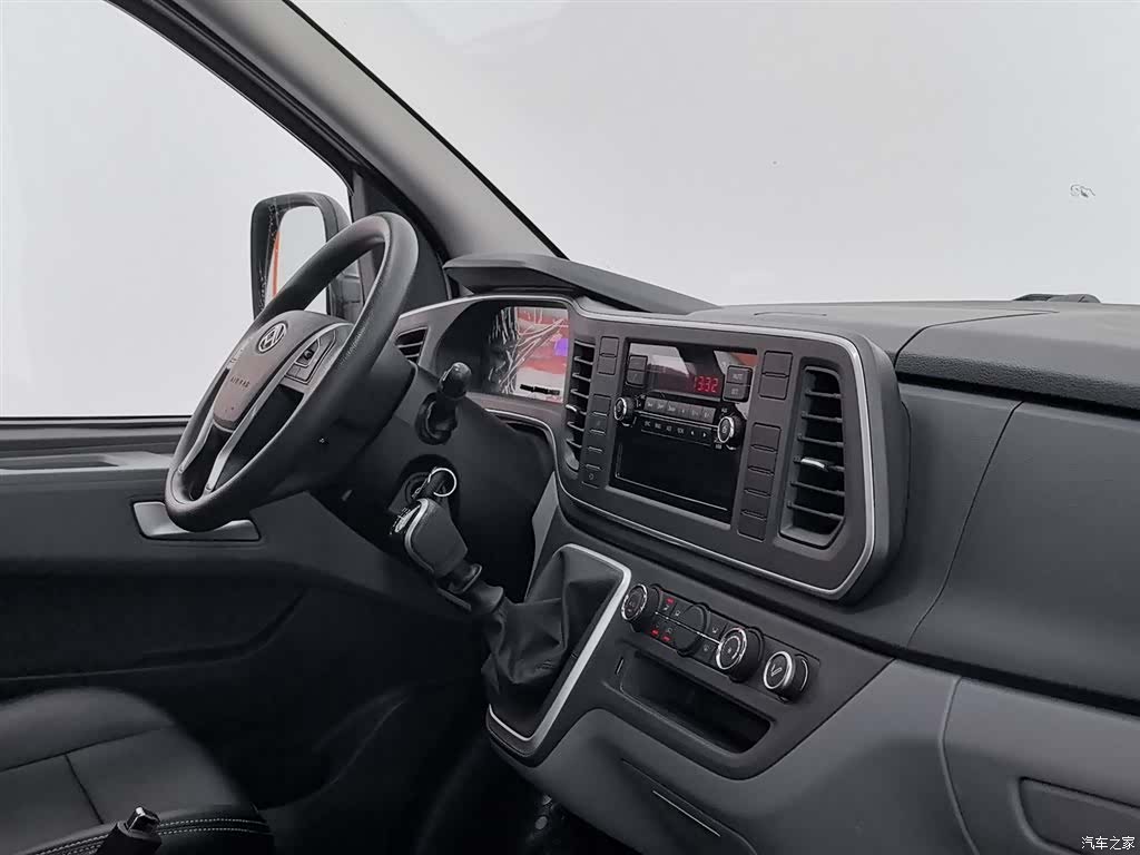 Maxus V80, 2022 22