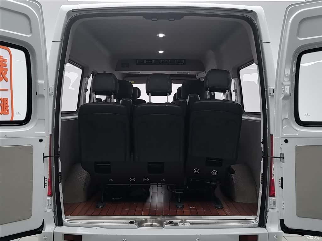 Maxus V80, 2022 16