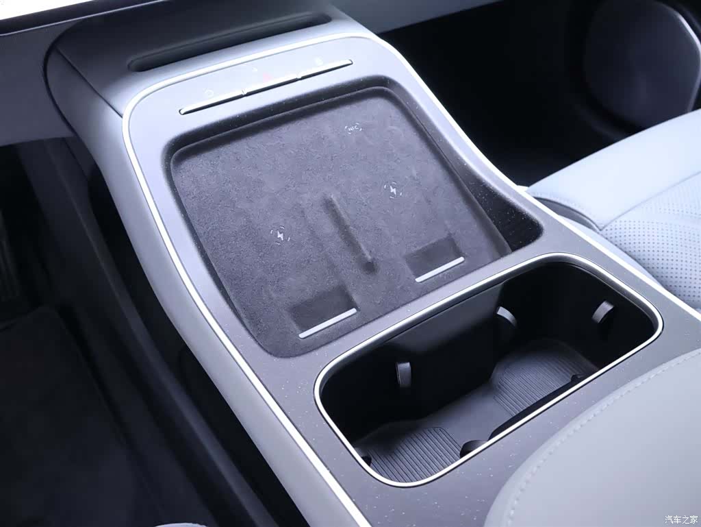 NIO ET5, 2026 12